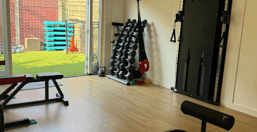 Volledig uitgeruste boutique gym van Karin Sports in Hoofddorp